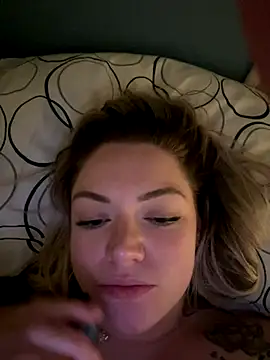 ToniVice naked strip on cam for live sex video chat