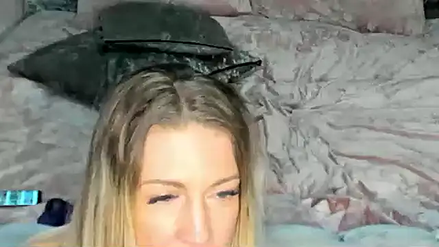 cyprusislesxxx naked strip on cam for live sex video chat