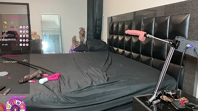 Daddysub666 naked strip on cam for live sex video chat