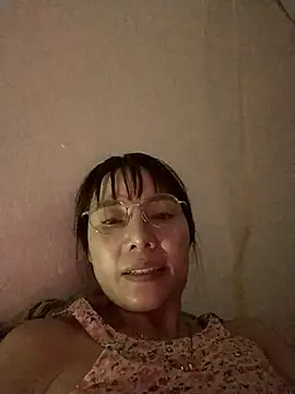 dragontok naked strip on cam for live sex video chat