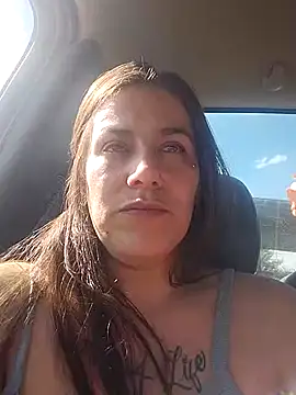Duchess420 naked strip on cam for live sex video chat