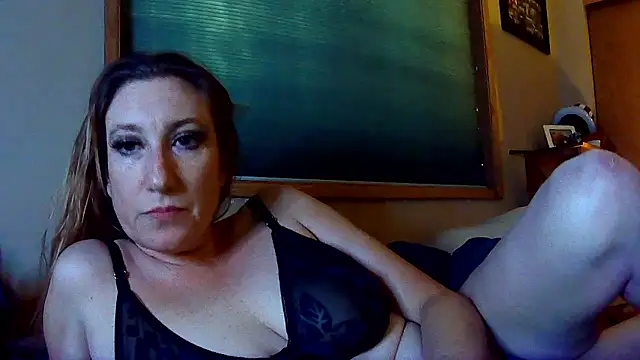 lilyhornyhousewife naked strip on cam for live sex video chat