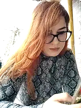 NadiraNoor naked strip on cam for live sex video chat