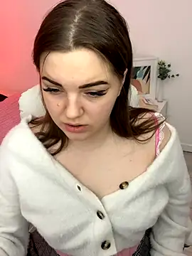 Polly_Pons naked strip on cam for live sex video chat