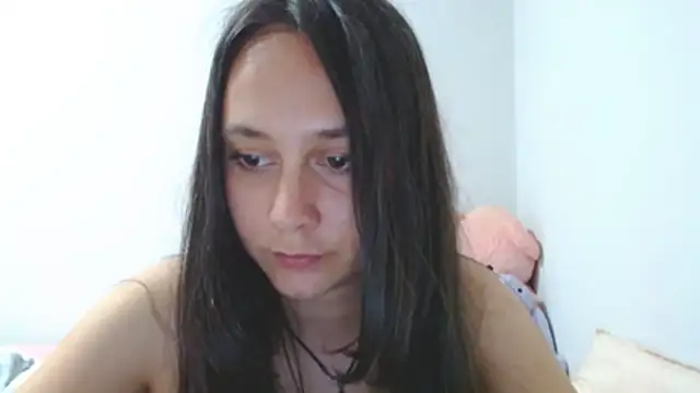 SaraLustig999 naked strip on cam for live sex video chat