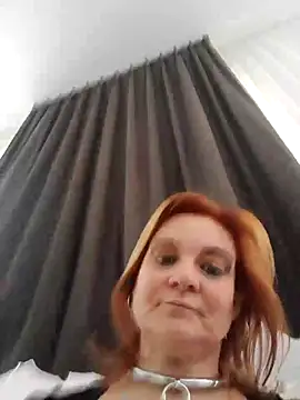 slettieada naked strip on cam for live sex video chat