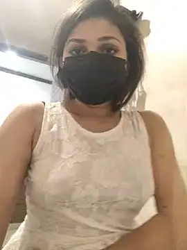 Sonam-378 naked strip on cam for live sex video chat