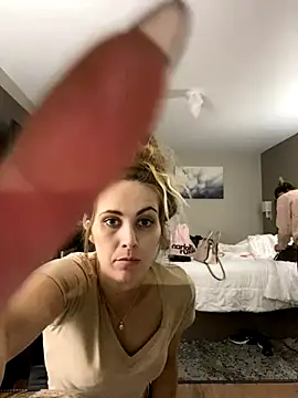 WhittyKhitty naked strip on cam for live sex video chat