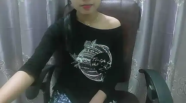 YourGfX naked strip on cam for live sex video chat