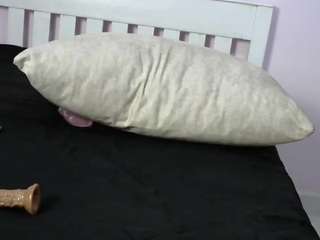 Zuri nude Live Sex Chat Room in CamSoda