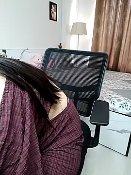 amishAhh naked strip on cam for live sex video chat