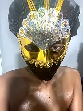 Boobielicious_ naked strip on cam for live sex video chat