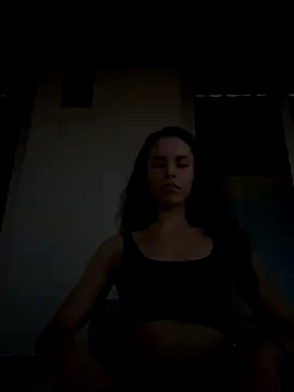 brookehoneynina naked strip on cam for live sex video chat