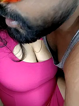 Its_me_Diya naked strip on cam for live sex video chat