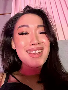 Kami_Lee_ naked strip on cam for live sex video chat