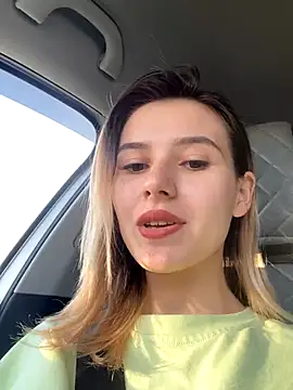MiaSwonn naked strip on cam for live sex video chat