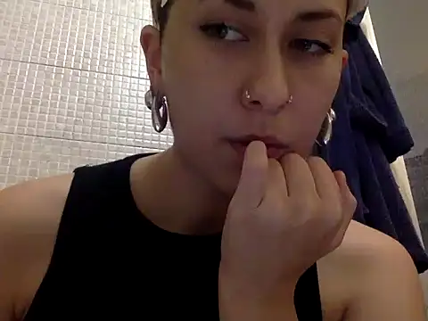 minervaxxxxx naked strip on cam for live sex video chat