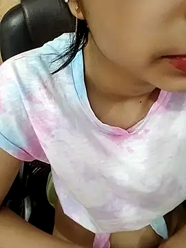 Raisakhan21 naked strip on cam for live sex video chat