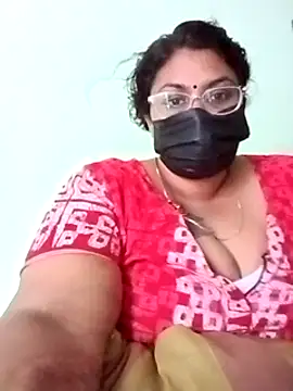 tamil-jaanu naked strip on cam for live sex video chat
