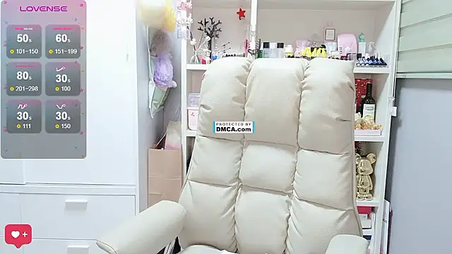 HaNa_Kim naked strip on cam for live sex video chat