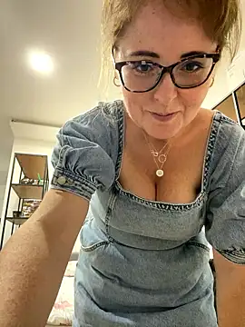 Evelina99 naked strip on cam for live sex video chat