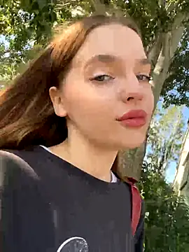 legally_girl naked strip on cam for live sex video chat
