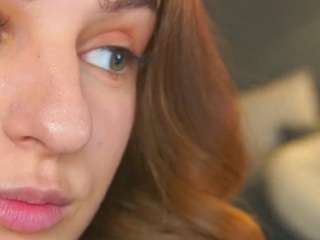 MollyyMoon nude Live Sex Chat Room in CamSoda