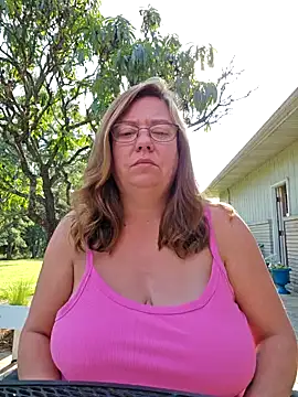 MsShelby40 naked strip on cam for live sex video chat