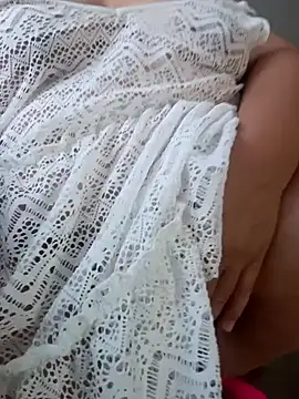 EvaNights naked strip on cam for live sex video chat