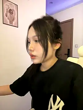 Lucky-2k6 naked strip on cam for live sex video chat