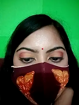 soumiluv naked strip on cam for live sex video chat