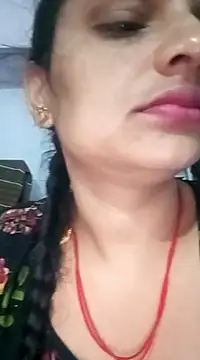 UMAMAHTE naked strip on cam for live sex video chat