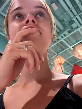 enjoy_my_beauty naked strip on cam for live sex video chat