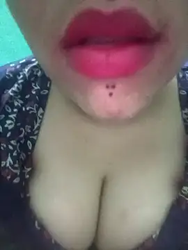 tamilniranjana naked strip on cam for live sex video chat