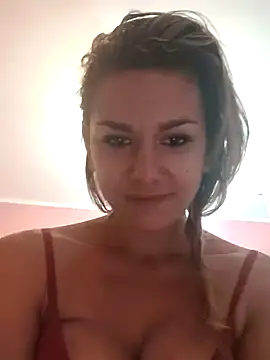 DeaSexyFitness naked strip on cam for live sex video chat