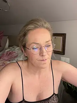 GermanStepMom naked strip on cam for live sex video chat