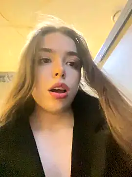 pantyless naked strip on cam for live sex video chat