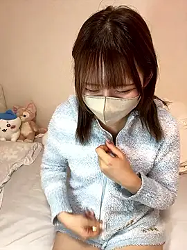 _Yuririn naked strip on cam for live sex video chat