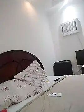 3Laura naked strip on cam for live sex video chat