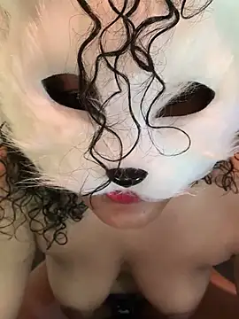 Choco_Lips69 naked strip on cam for live sex video chat