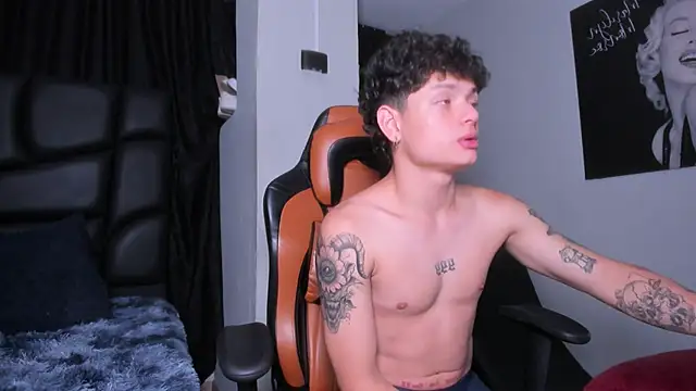 LexieandNate naked strip on cam for live sex video chat
