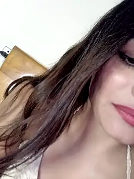Lusty_Queen69 naked strip on cam for live sex video chat