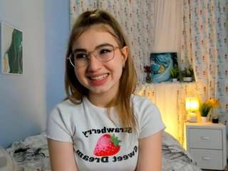 CatherynFoss nude Live Sex Chat Room in CamSoda