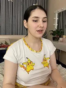 Katie_Meow naked strip on cam for live sex video chat