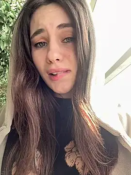 kirastreet naked strip on cam for live sex video chat