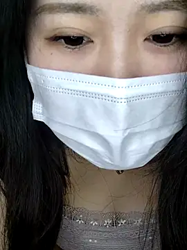 Kurage_chan naked strip on cam for live sex video chat