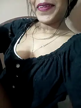 Sania-Love naked strip on cam for live sex video chat