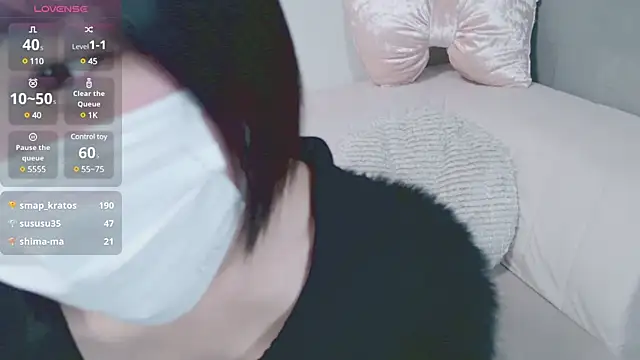UYU_man naked strip on cam for live sex video chat