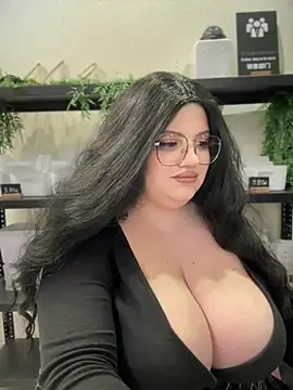 VladaWhite naked strip on cam for live sex video chat