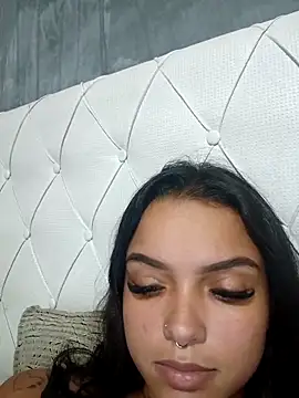Kay_21 naked strip on cam for live sex video chat